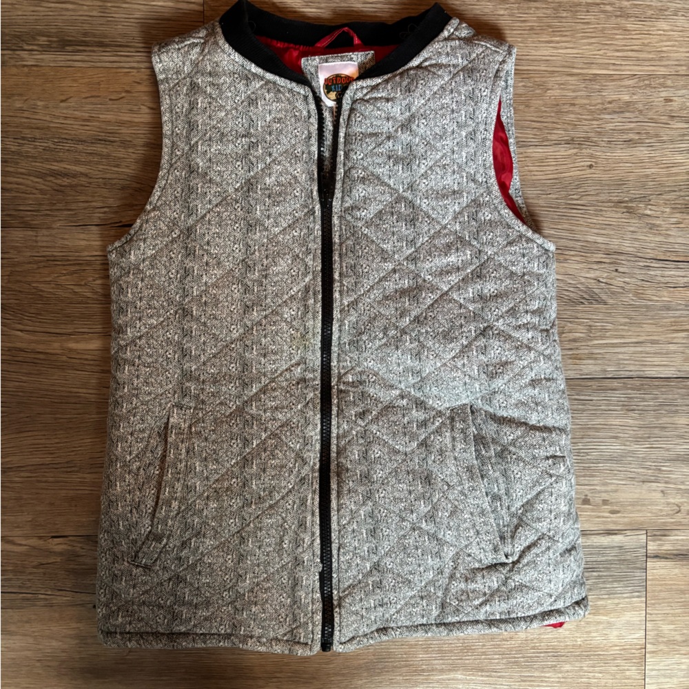 Outdoor Kids / Quilted Vest with Black Trim